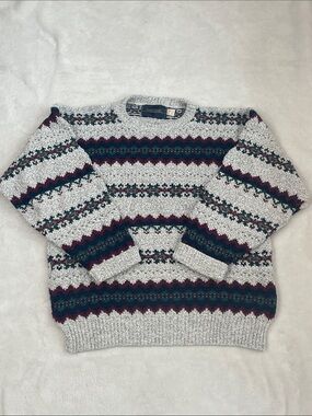 Vintage Savane Gray Crewneck Sweater with Burgundy & Green Fair Isle Pattern